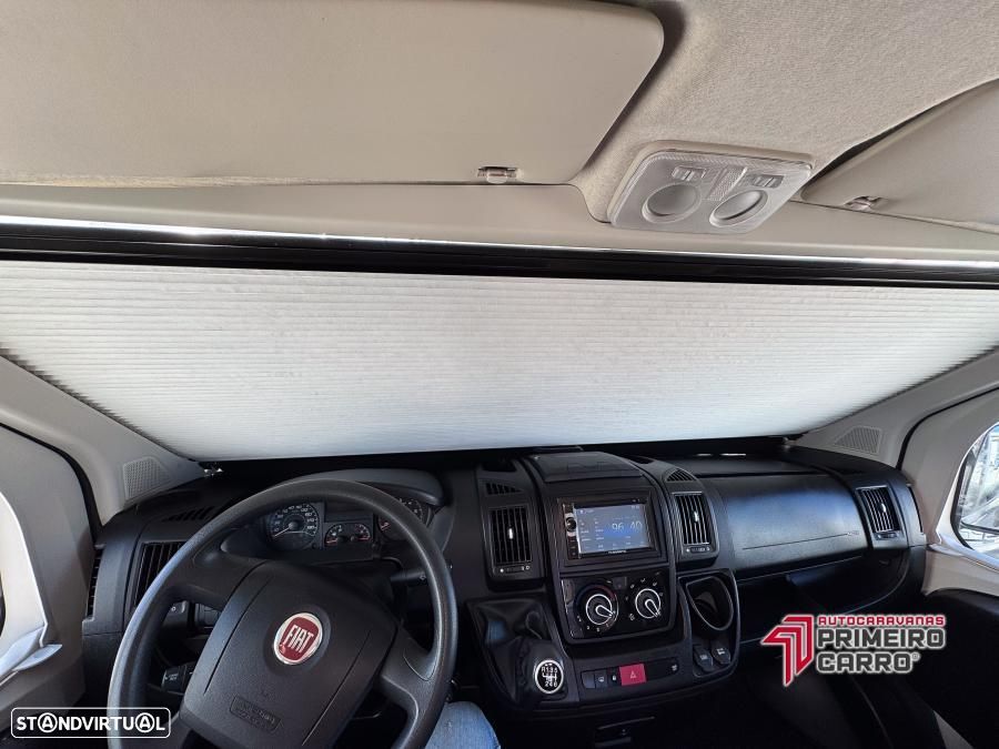 Pössl Roadcamp 640 camas gémeas - 25