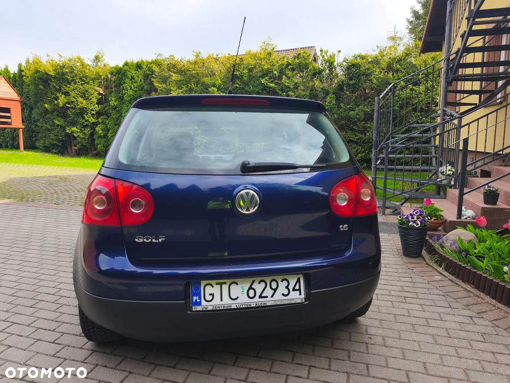 Volkswagen Golf 1.6 Tour - 6