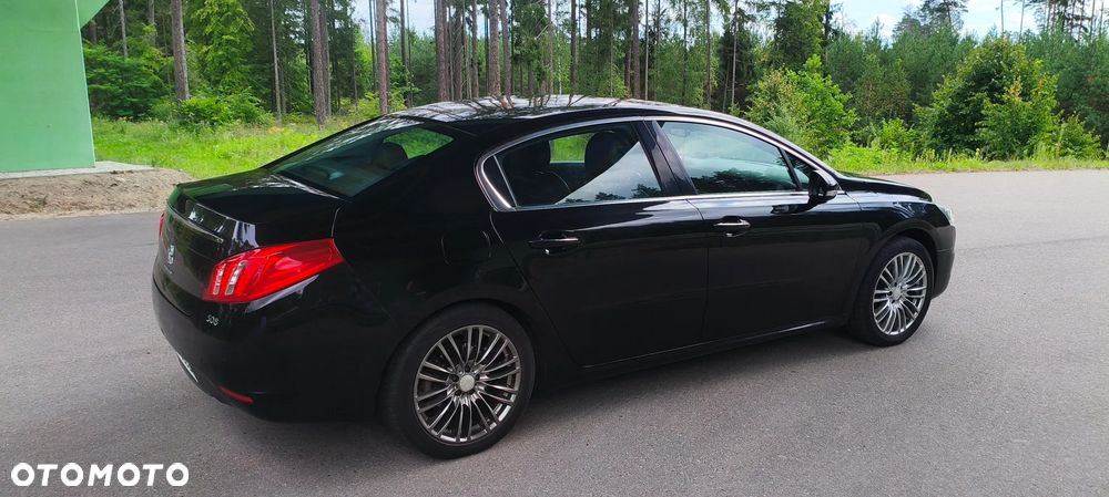 Peugeot 508 Hybrid4 - 14
