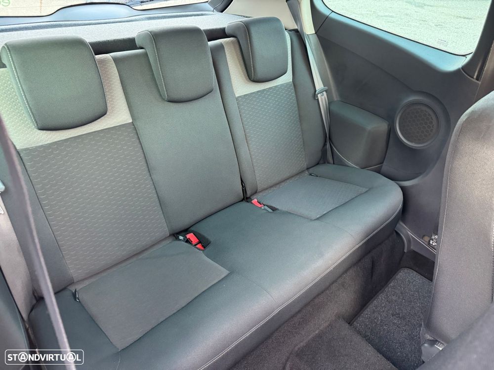 Renault Clio 1.2 16V GT - 13
