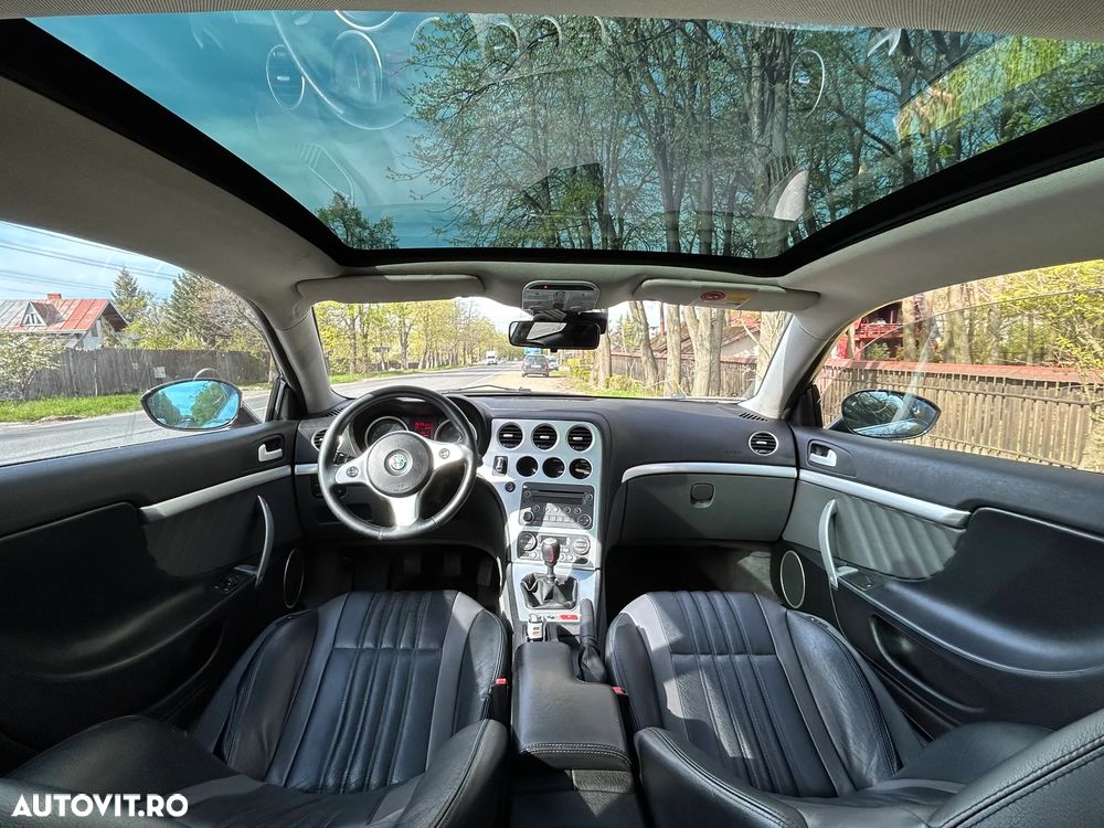 Alfa Romeo Brera 2.2 JTS 16V Sky View - 11