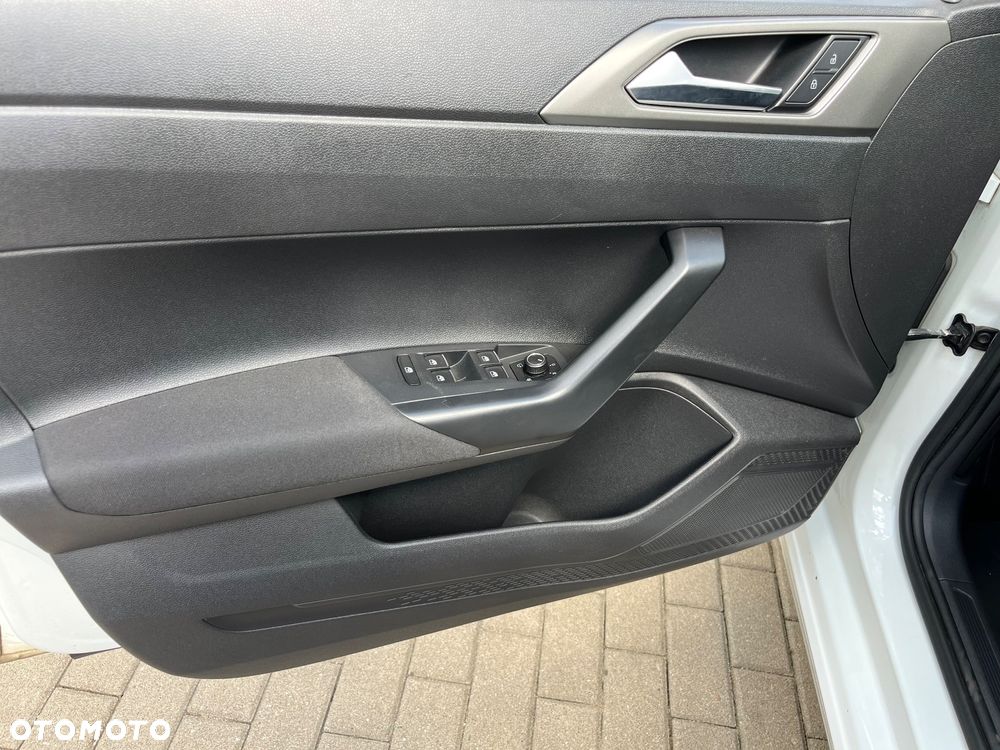 Volkswagen Polo 1.0 TSI OPF IQ.DRIVE - 21