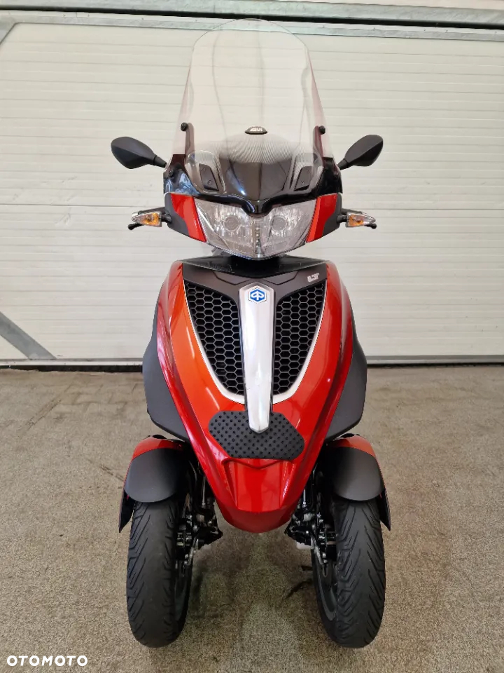 Piaggio MP-3 - 20