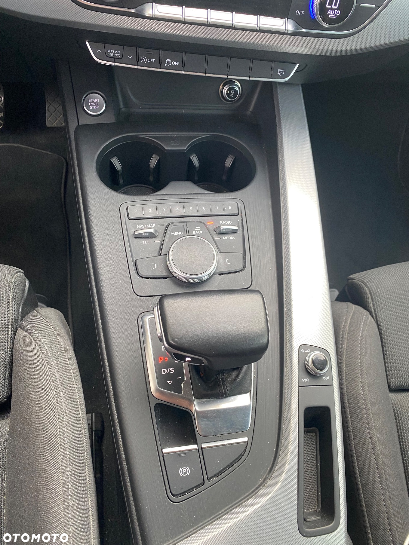Audi A4 2.0 TFSI ultra S tronic - 11