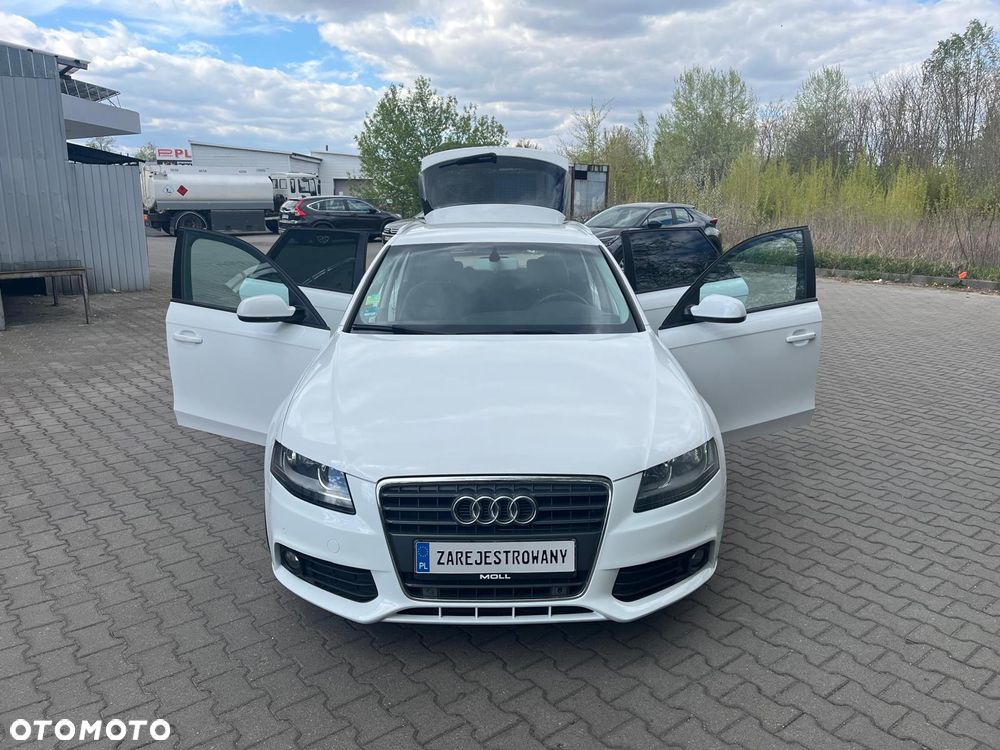 Audi A4 Avant 2.0 TDI DPF Ambition - 1