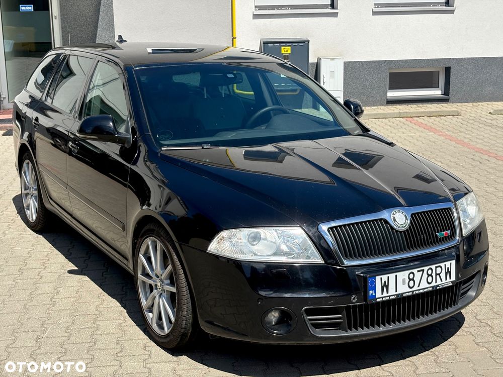 Skoda Octavia 2.0 TDI DPF DSG RS - 2