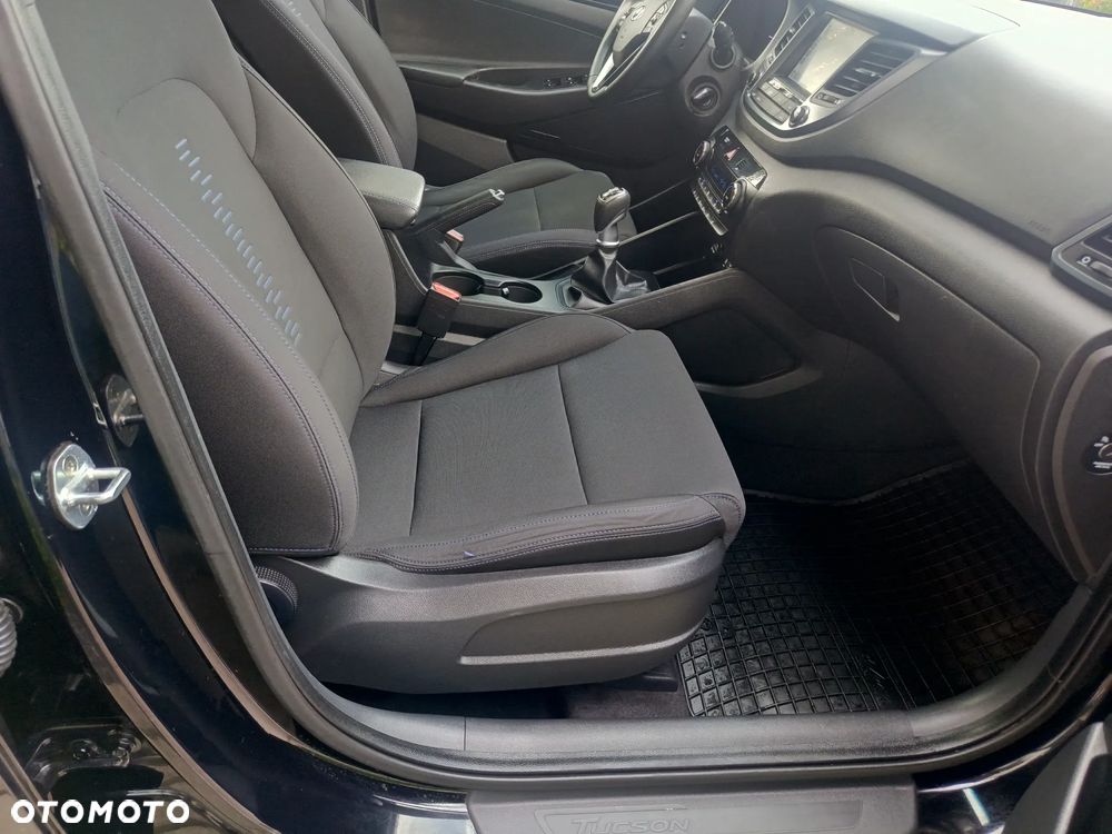 Hyundai Tucson blue 1.7 CRDi 2WD Passion Plus - 12