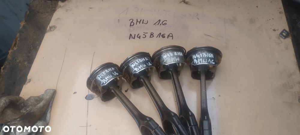 BMW E81 E87 1,6 16V N45B16A tłok korbowód - 2
