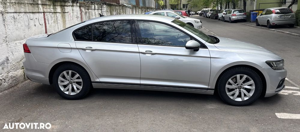 Volkswagen Passat 2.0 TDI DSG Comfortline - 4