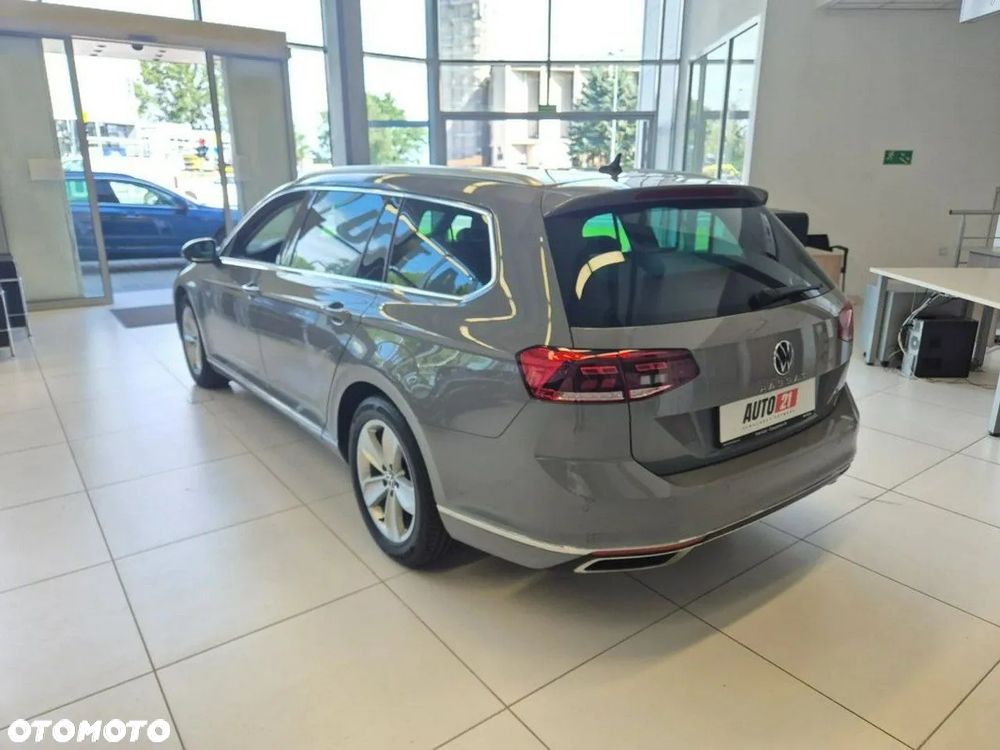 Volkswagen Passat 1.5 TSI EVO Elegance DSG - 6