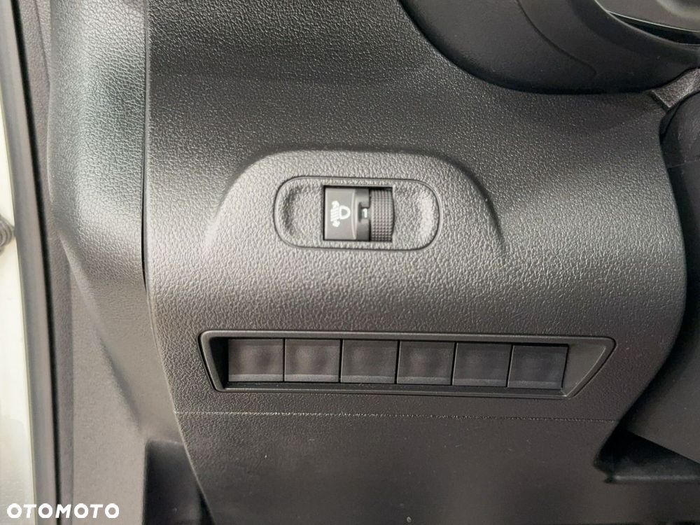 Toyota Proace City - 27