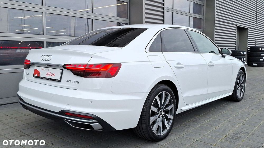 Audi A4 Limousine 40 TFSI mHEV Advanced S tronic - 32