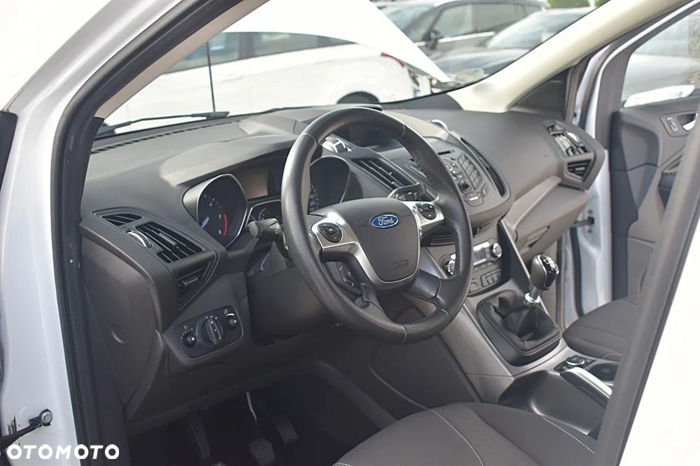 Ford Kuga 2.0 TDCi 2x4 SYNC - 18
