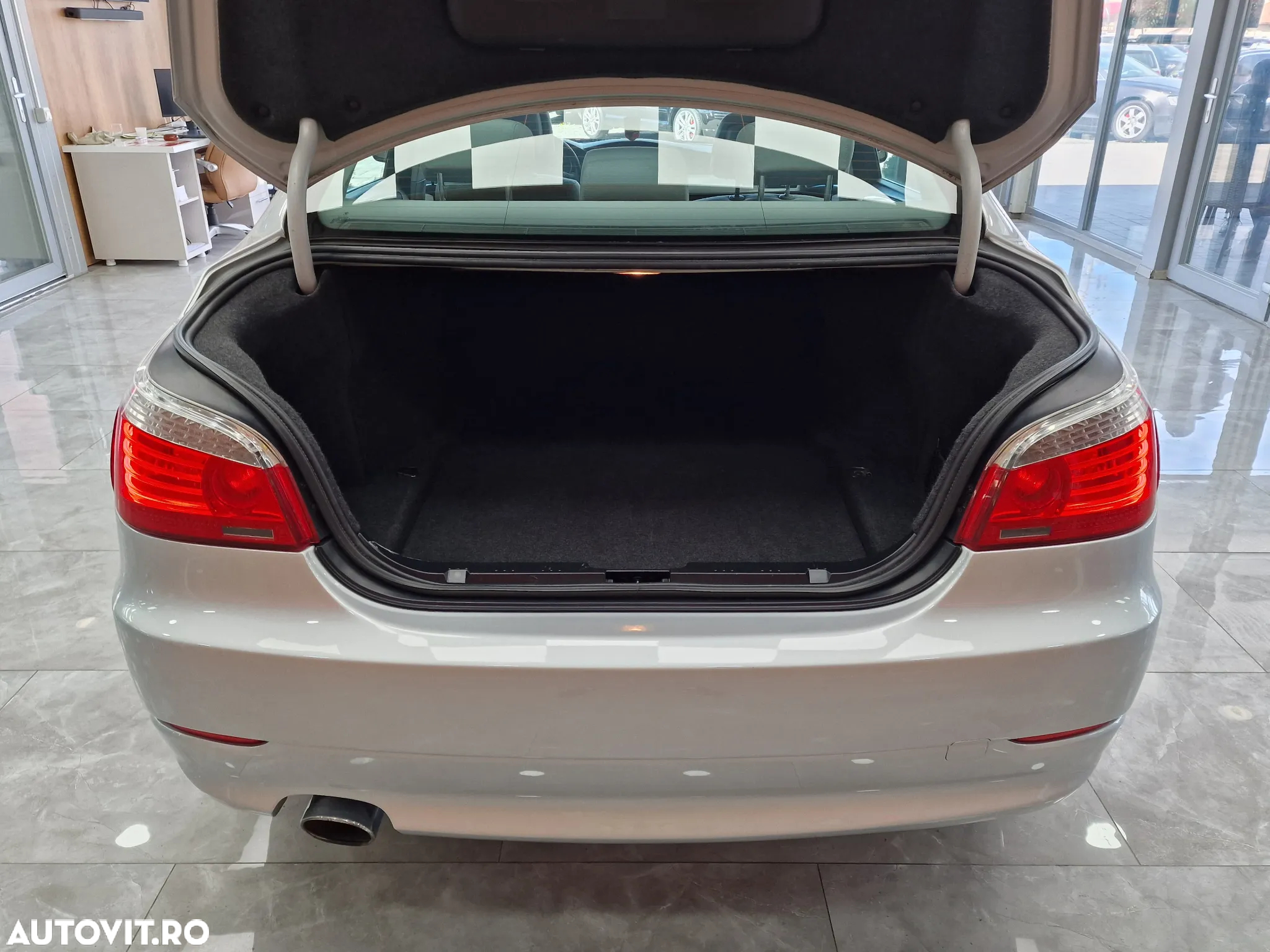 BMW Seria 5 - 12