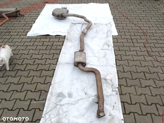 BMW 3 F30 330i 330e B48 2.0 Tłumik Wydech Katalizator Komplet Oryginał Środkowy Tylny końcowy 8623286 7627071 8623285 - 2