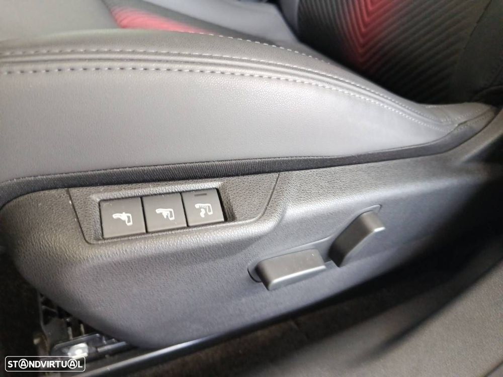 Alfa Romeo Junior 1.2 Speciale eDCT6 - 13
