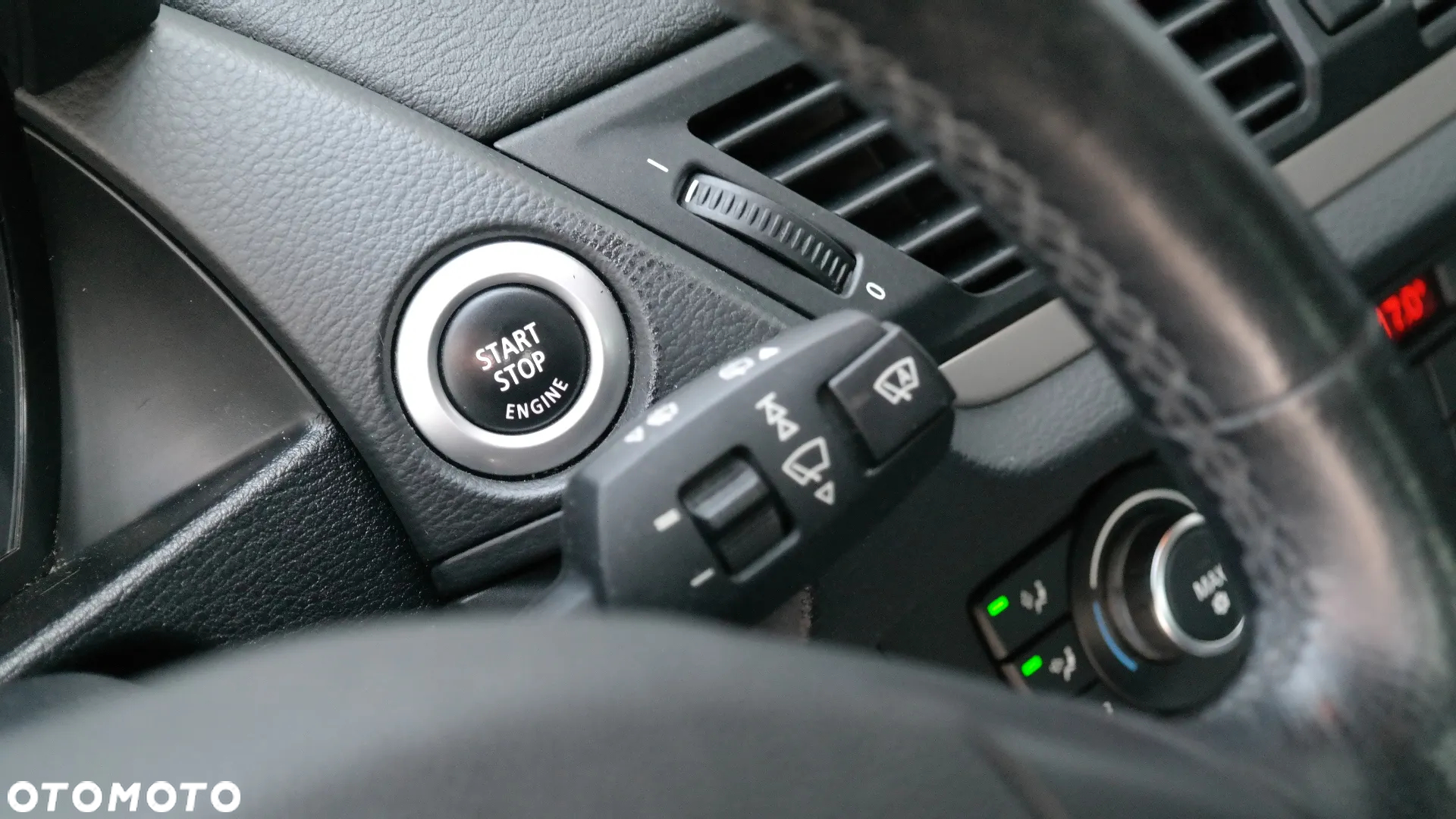 BMW X1 xDrive20d - 28