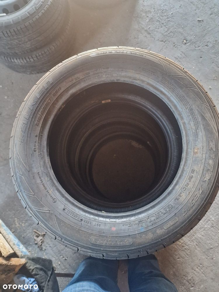 OPONY FALKEN 215/60/17 - 3