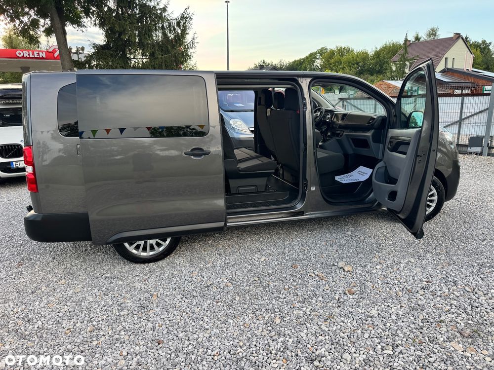 Opel Vivaro - 10