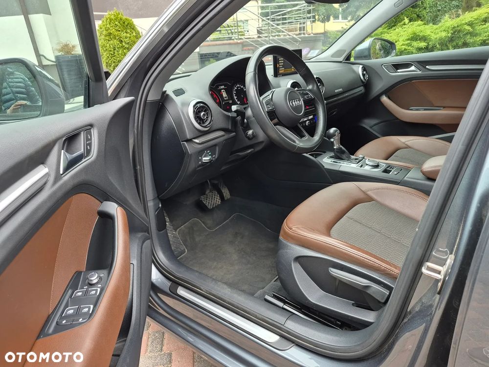 Audi A3 Sportback - 17