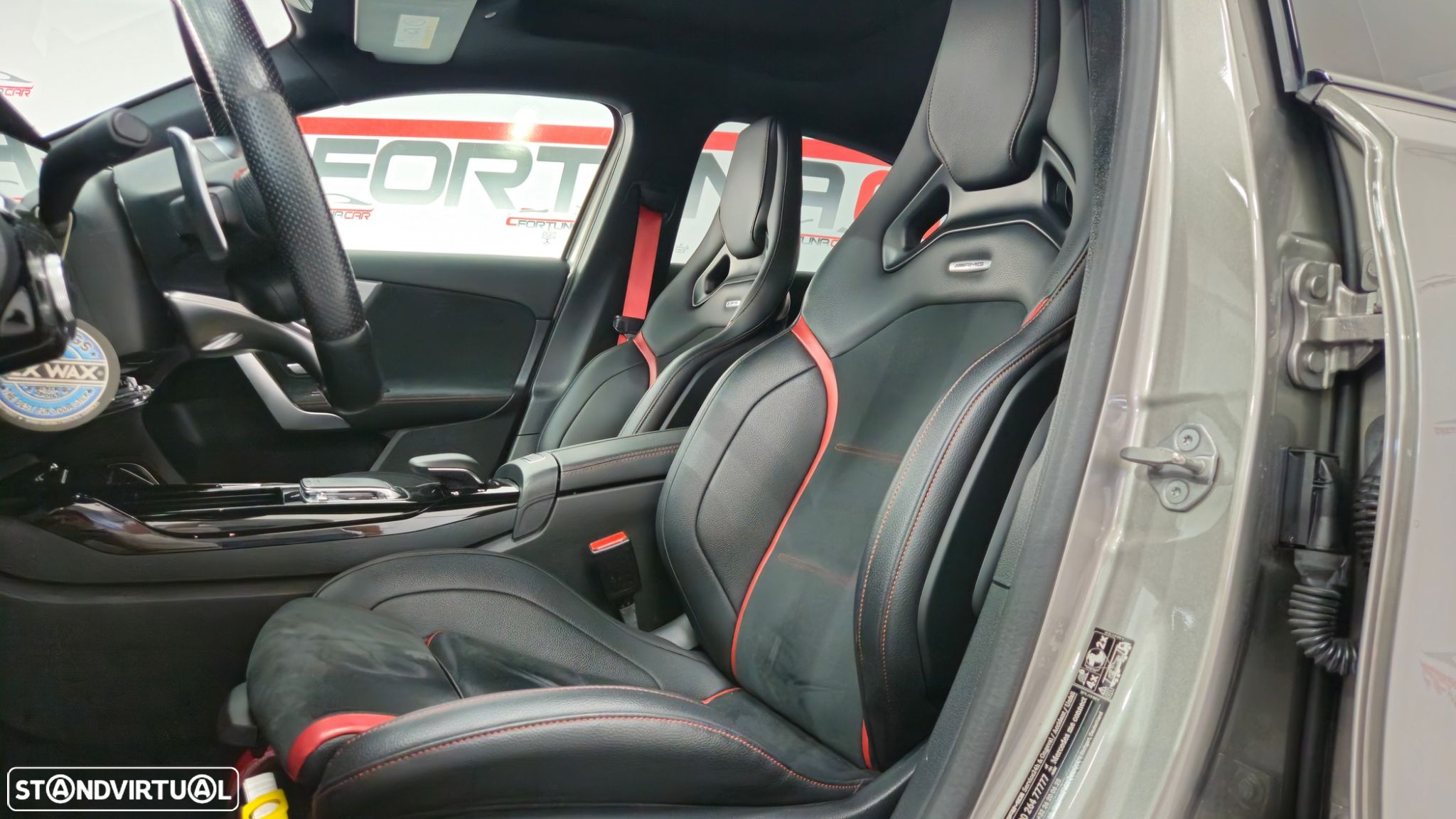 Mercedes-Benz A 35 AMG Limousine 4Matic - 12