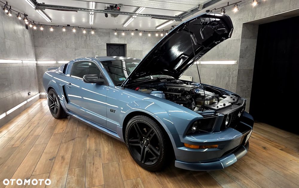 Ford Mustang - 24