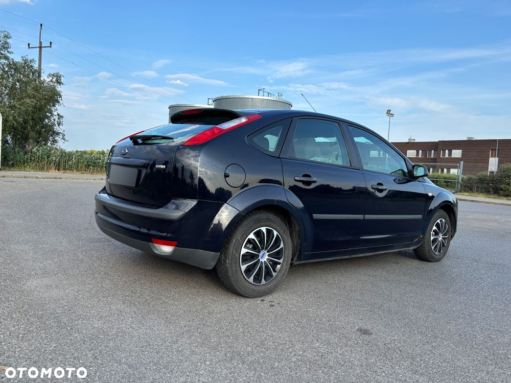 Ford Focus 1.6 TDCi Ambiente - 5