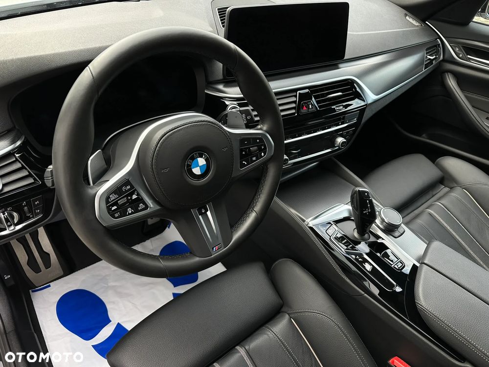 BMW Seria 5 530d xDrive M Sport Edition - 19