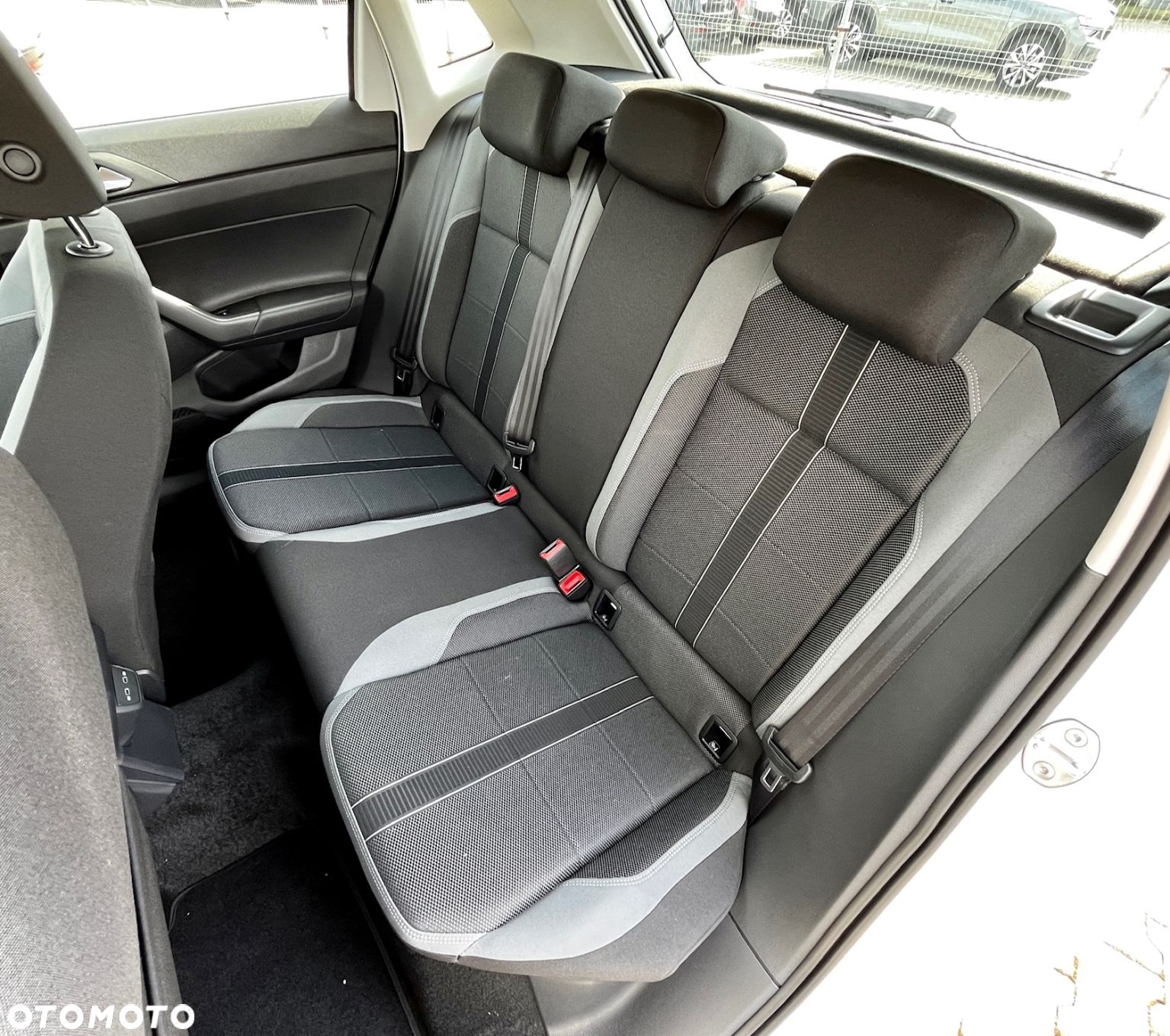 Volkswagen Polo - 11
