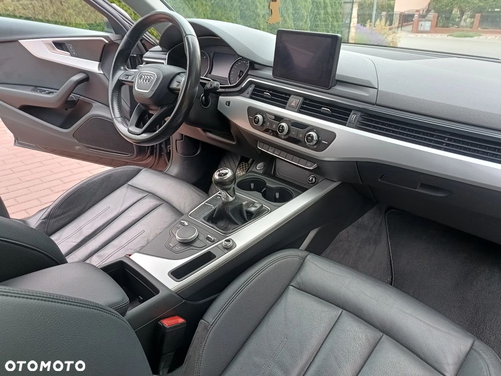 Audi A4 Avant 2.0 TDI - 20