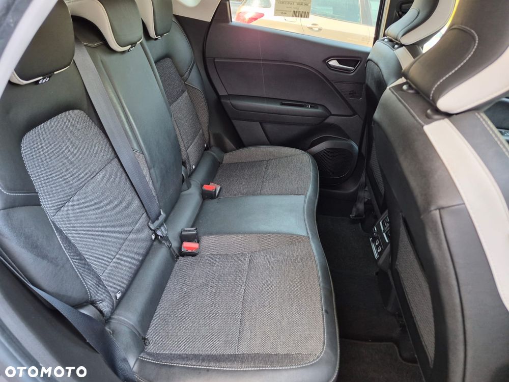 Renault Captur - 13