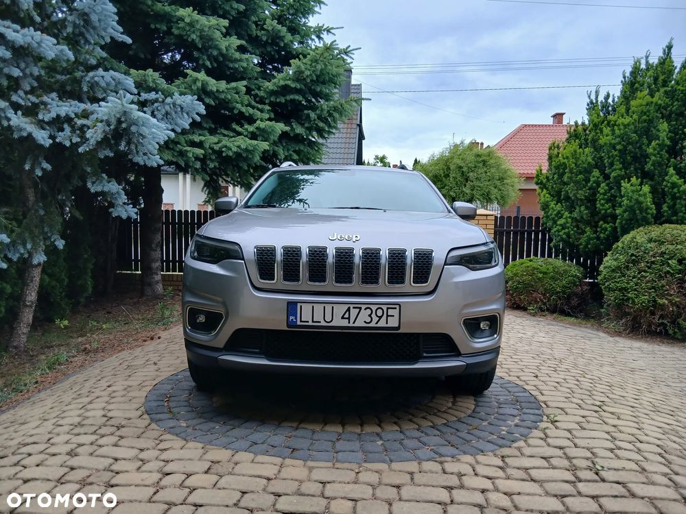 Jeep Cherokee - 2