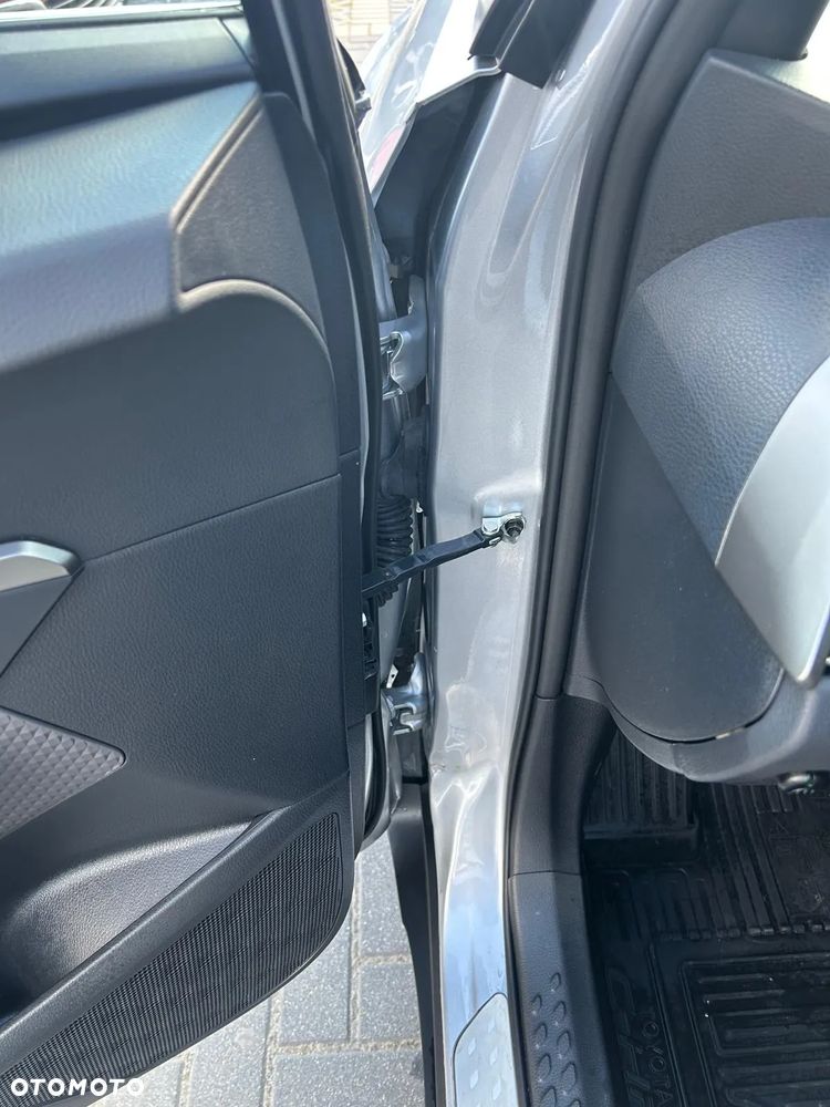 Toyota C-HR 2.0 Hybrid Executive - 33