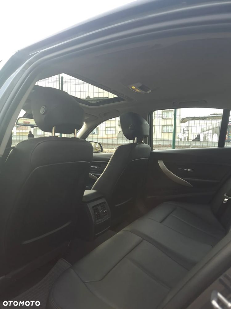 BMW Seria 3 - 22