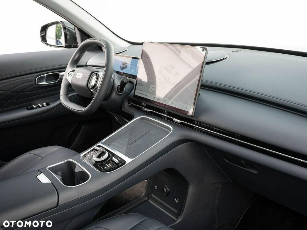 Geely Starray EM-i 1.5 PHEV Pro - 31