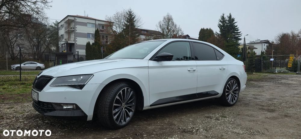 Skoda Superb 2.0 TDI Style DSG - 12
