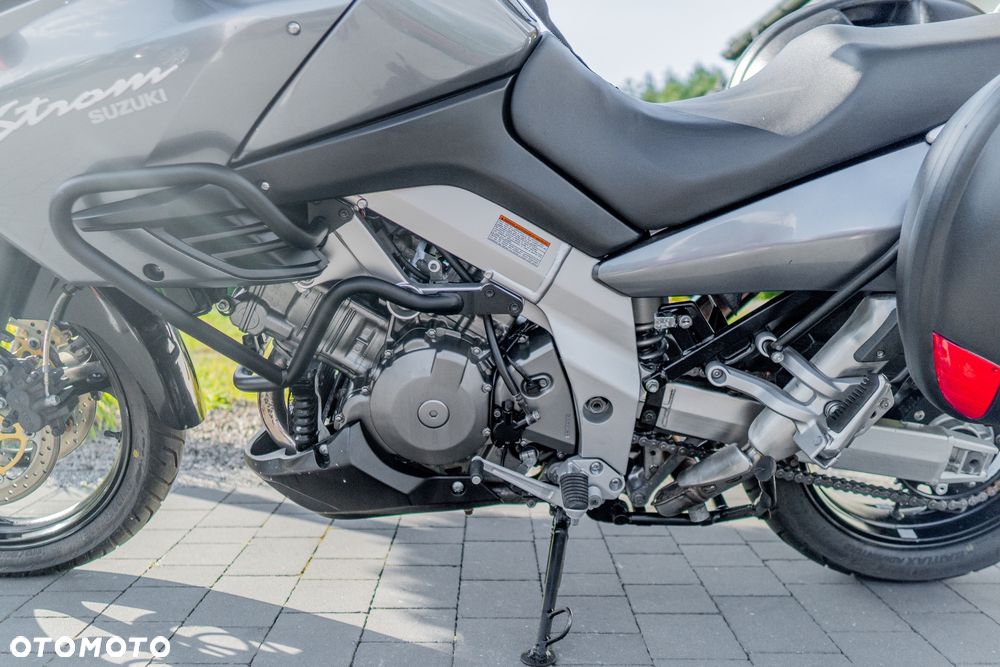 Suzuki V-STROM - 28