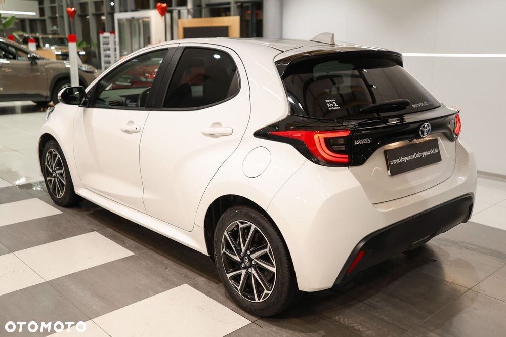 Toyota Yaris - 6