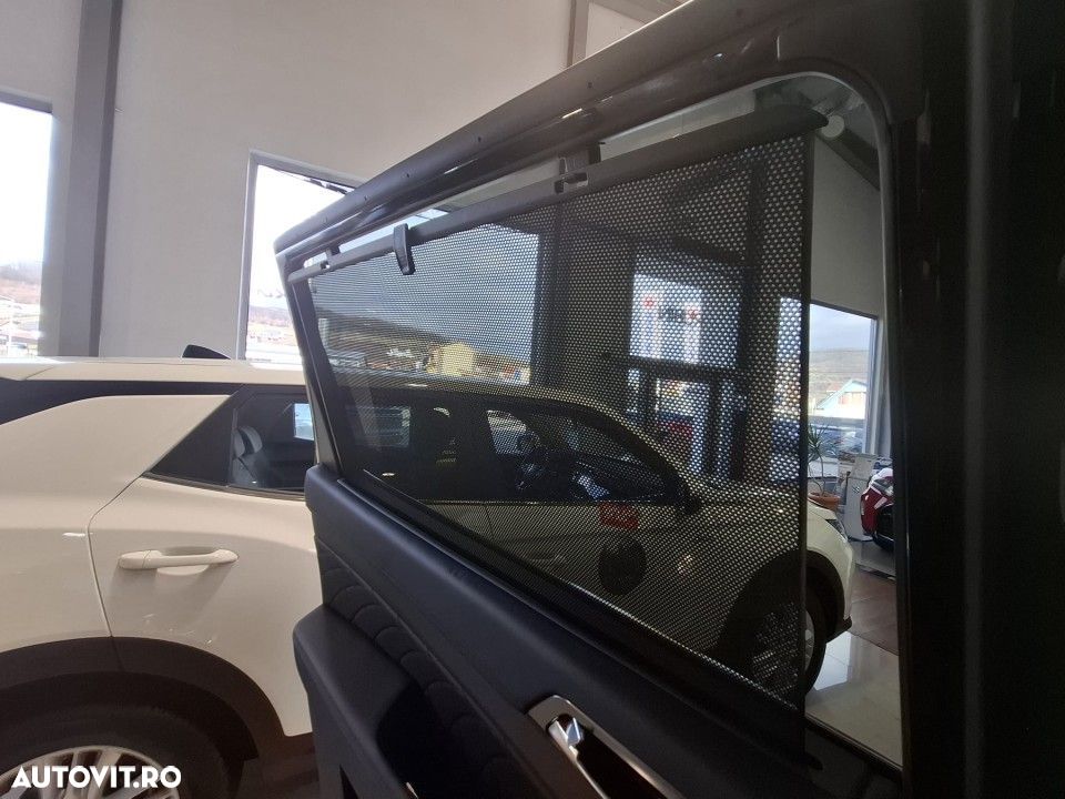 KG Mobility Rexton - 17