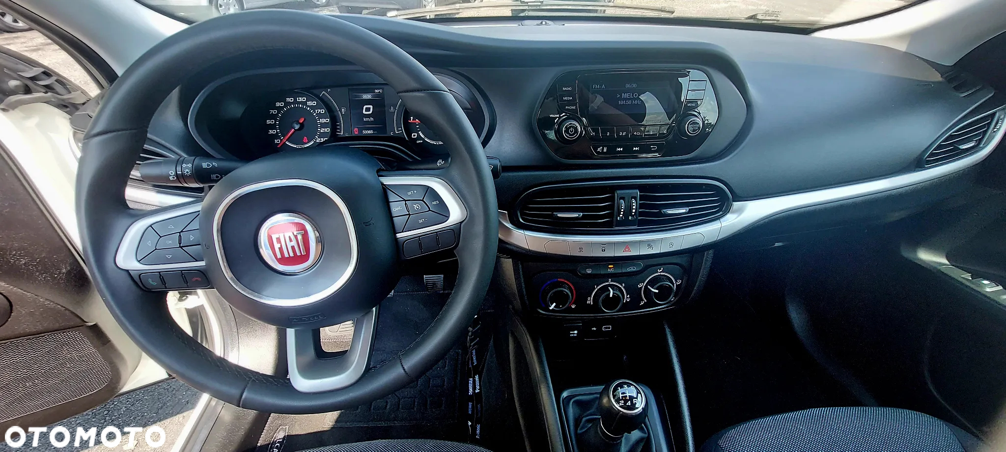 Fiat Tipo 1.3 MultiJet 16v Lounge - 20