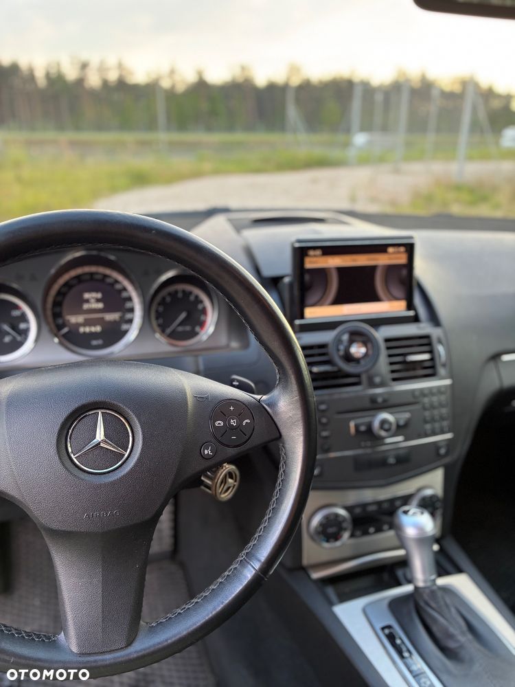 Mercedes-Benz Klasa C 250 CGI BlueEff Classic - 6