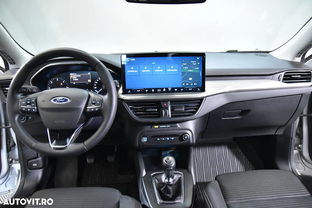 Ford Focus - 10