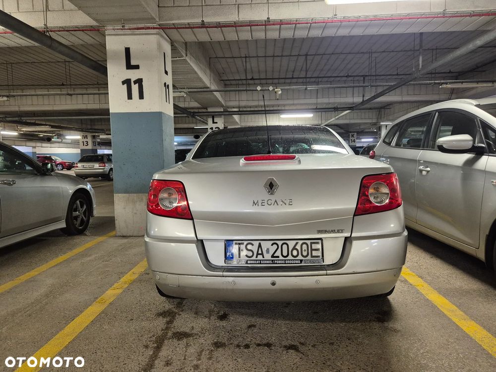 Renault Megane 1.6 Authenique - 5