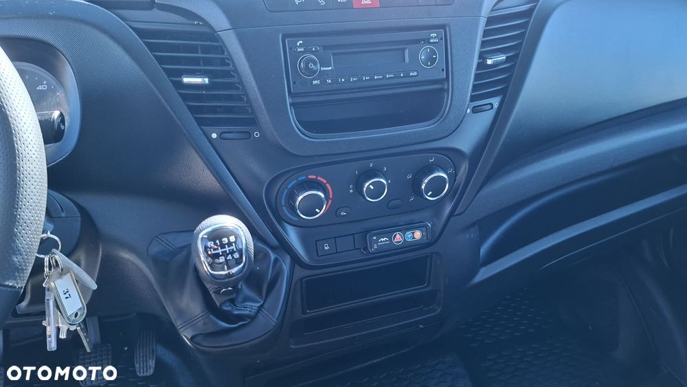 Iveco 35C14, 35C13, 35C15 - 10