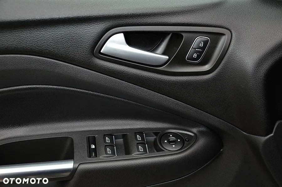 Ford Kuga 1.5 EcoBoost 4x4 ST-Line - 37