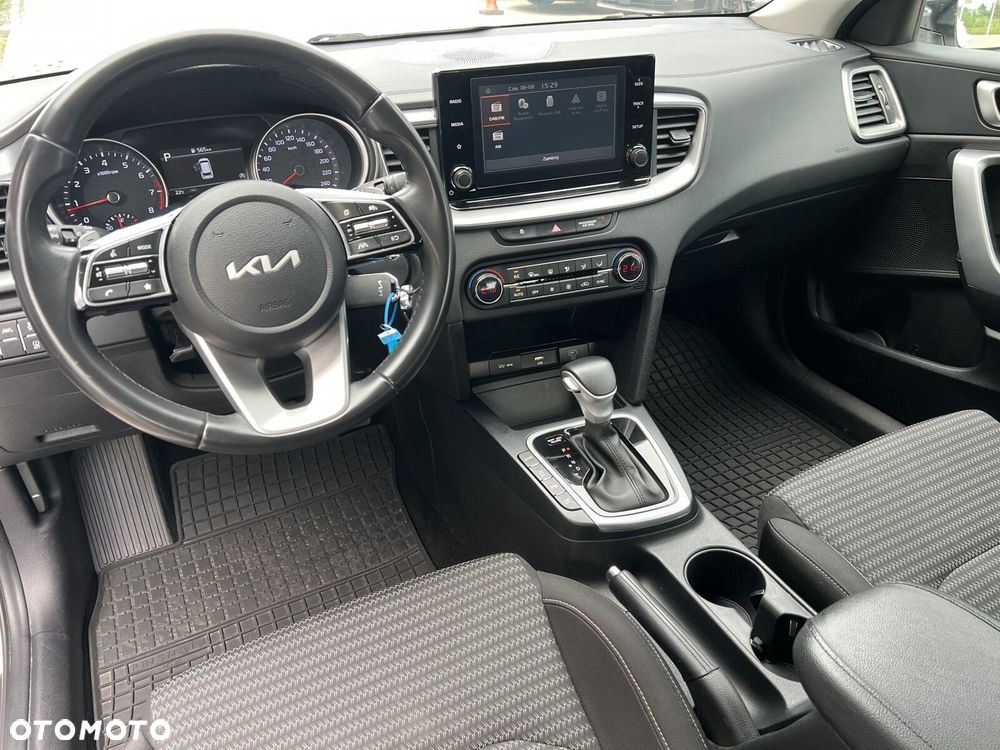 Kia Ceed - 26