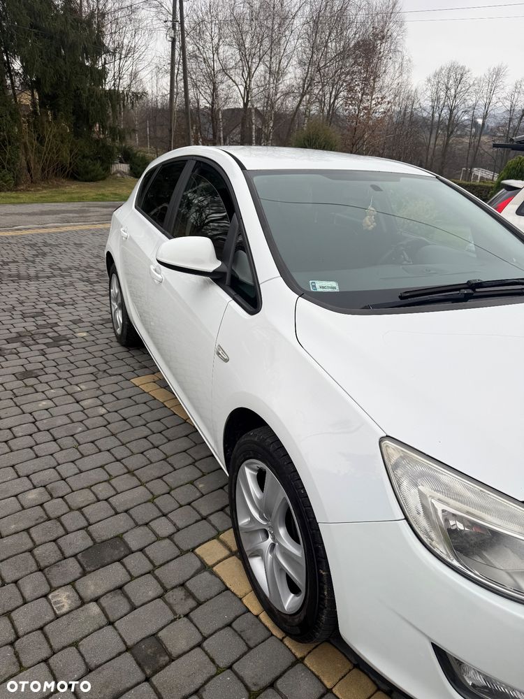 Opel Astra 2.0 CDTI Cosmo - 4