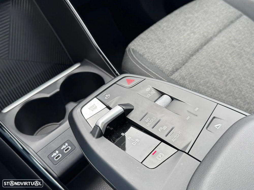 BMW iX1 eDrive20 - 17