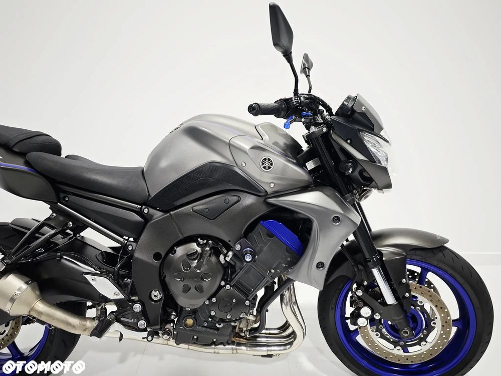 Yamaha FZ - 15