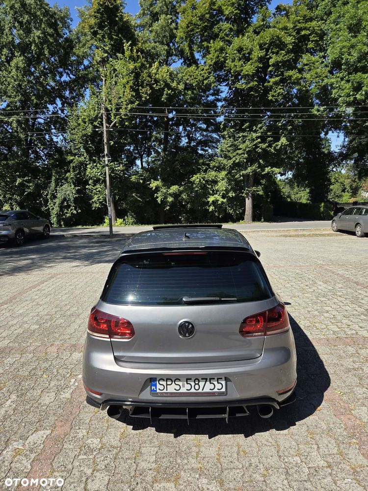Volkswagen Golf - 7